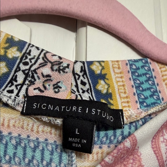 Signature Studio Multicolor Patchwork Tunic - Picture 2 of 3